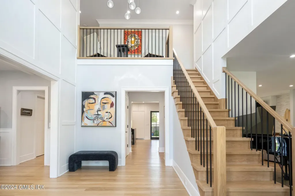 15 Watchtower Lane Old Greenwich CT 06870