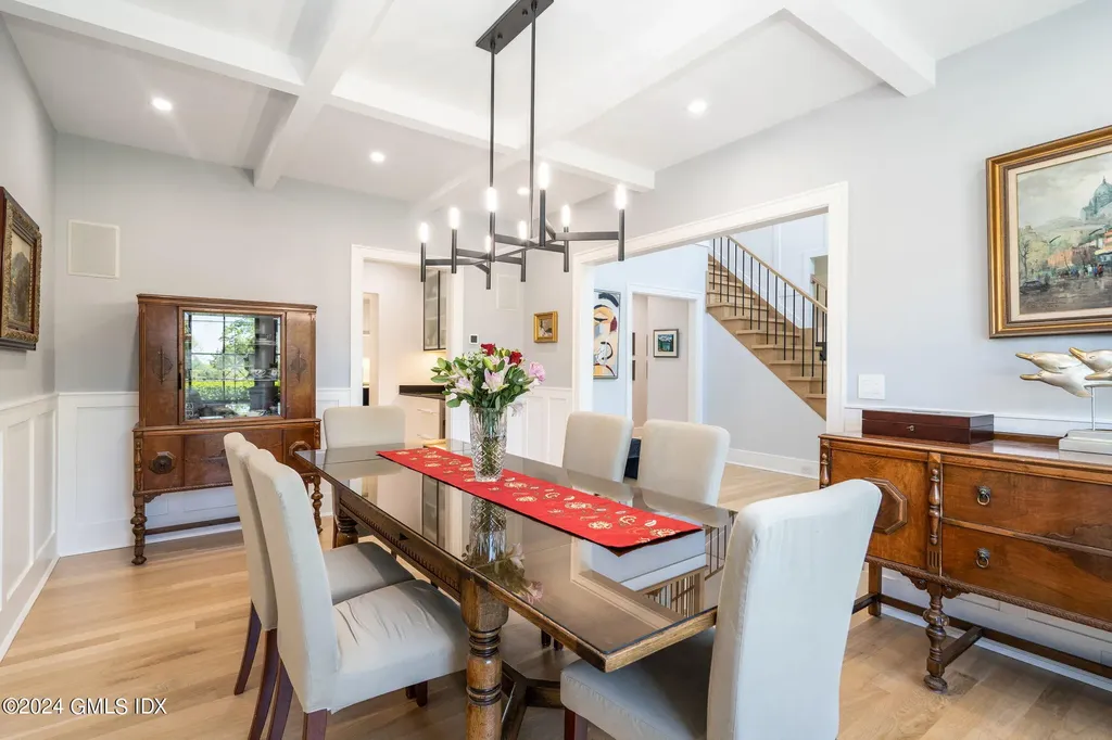 15 Watchtower Lane Old Greenwich CT 06870