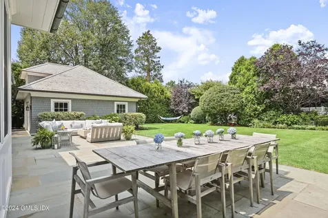 25 Keofferam Road Old Greenwich CT 06870
