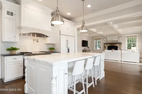 25 Keofferam Road Old Greenwich CT 06870