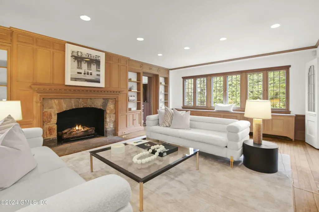 528 Field Point Road Greenwich CT 06830