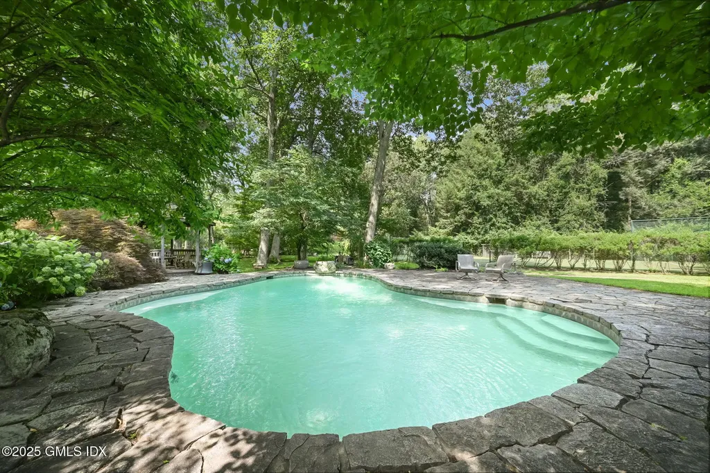 31 Riverfield Drive Weston CT 06883