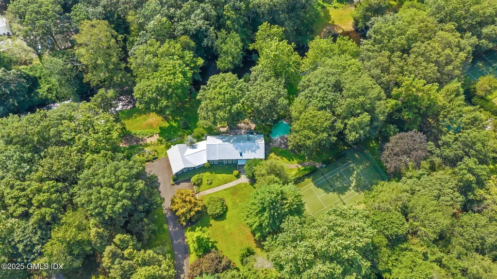 31 Riverfield Drive Weston CT 06883