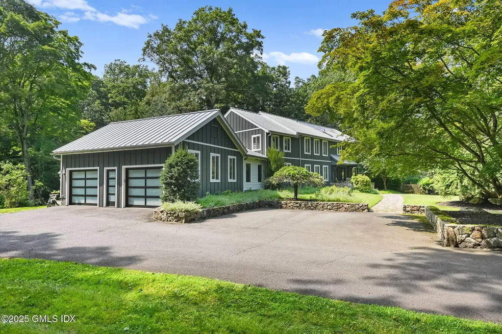 31 Riverfield Drive Weston CT 06883