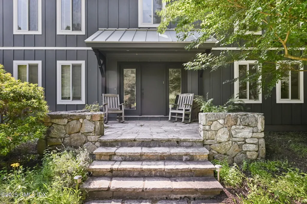 31 Riverfield Drive Weston CT 06883