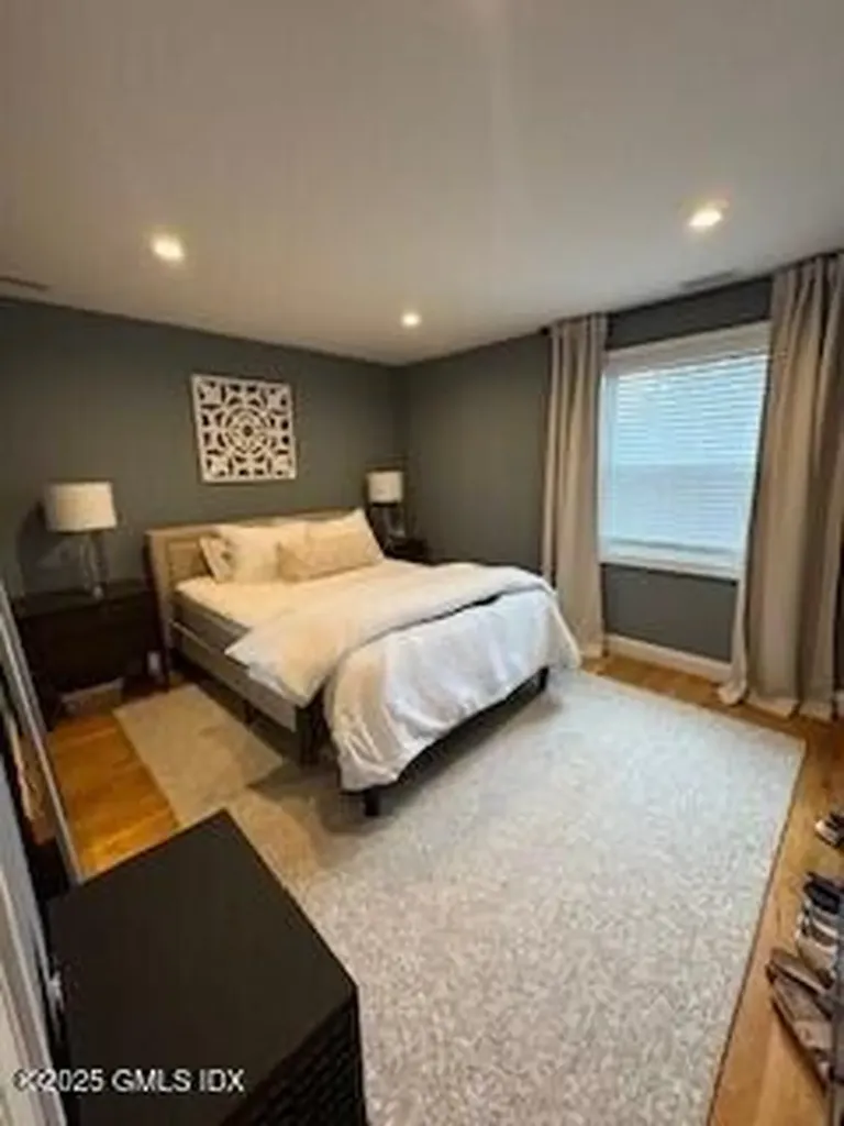 41 Sherwood Place Greenwich CT 06830