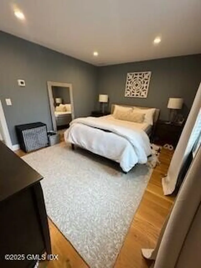 41 Sherwood Place Greenwich CT 06830