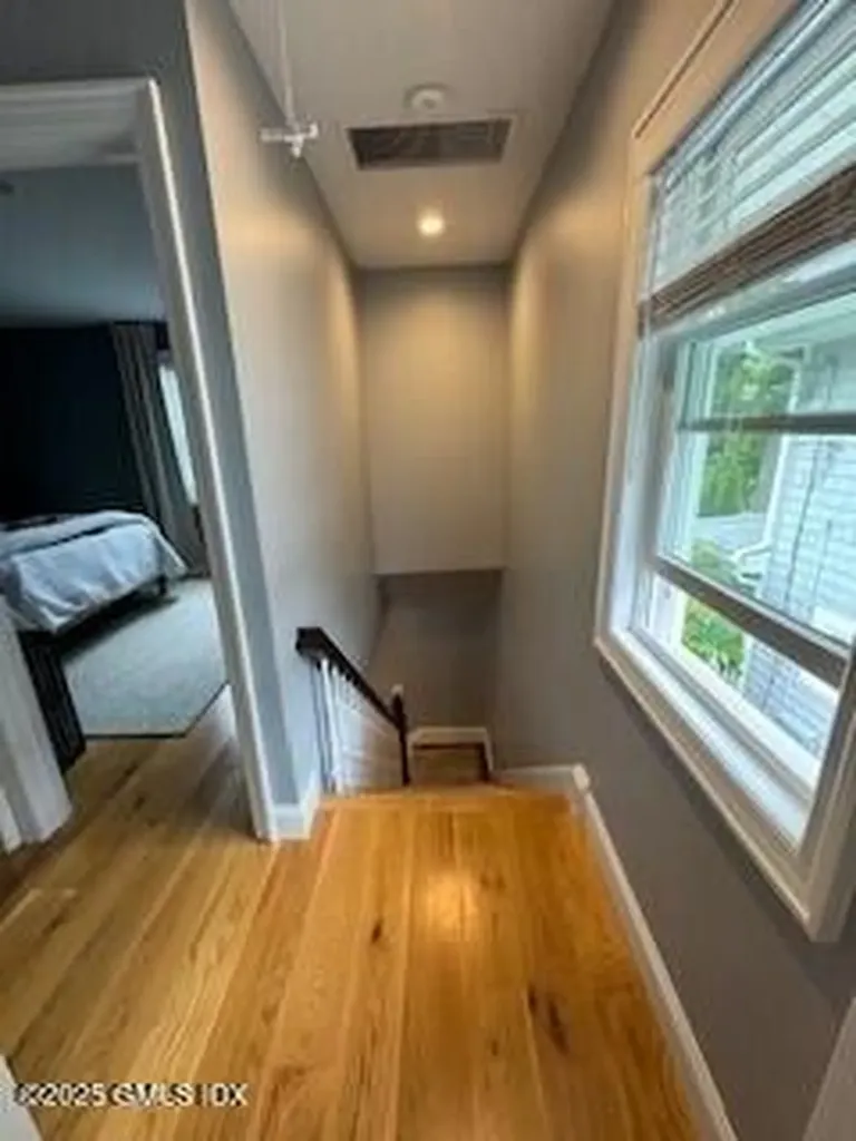 41 Sherwood Place Greenwich CT 06830