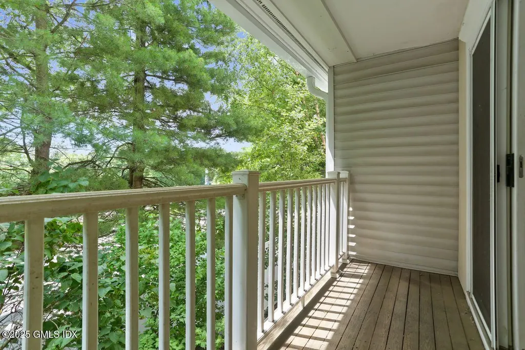 51 Forest Avenue Old Greenwich CT 06870