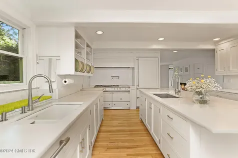 127 Dingletown Road Greenwich CT 06830