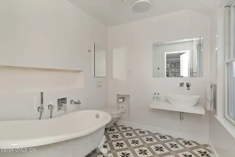 127 Dingletown Road Greenwich CT 06830