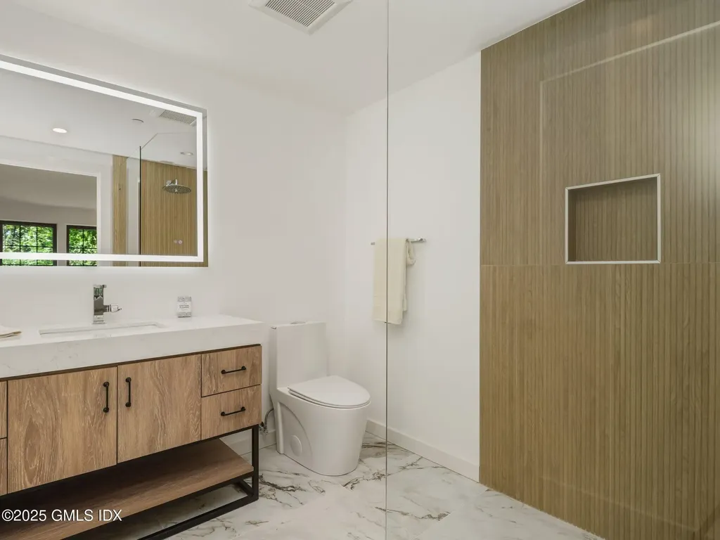 1188 King Street Greenwich CT 06831