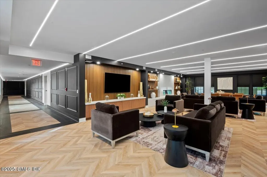 1188 King Street Greenwich CT 06831