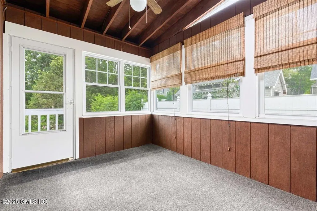 16 Willard Terrace Stamford CT 06903