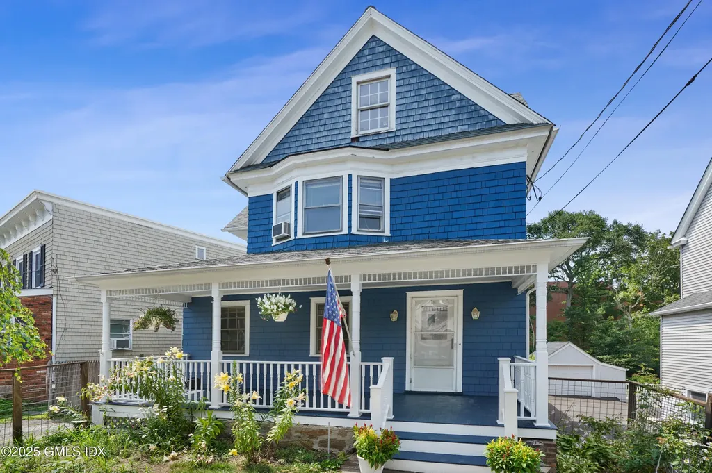 52 Locust Street Greenwich CT 06830