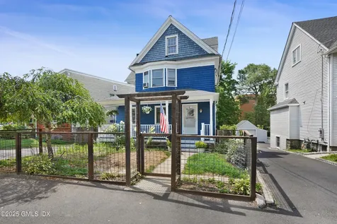 52 Locust Street Greenwich CT 06830