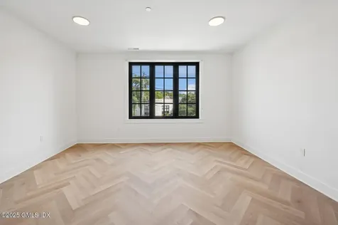 100 E Putnam Avenue Cos Cob CT 06807