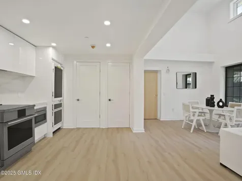 1188 King Street Greenwich CT 06831