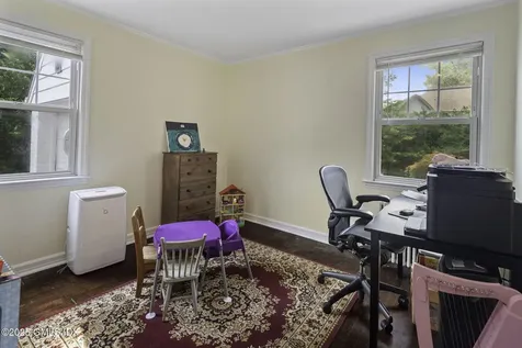 33 Halsey Drive Old Greenwich CT 06870