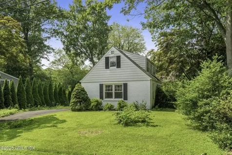 33 Halsey Drive Old Greenwich CT 06870