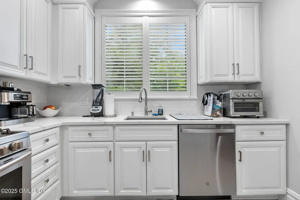 104 W Ritch Avenue Greenwich CT 06830