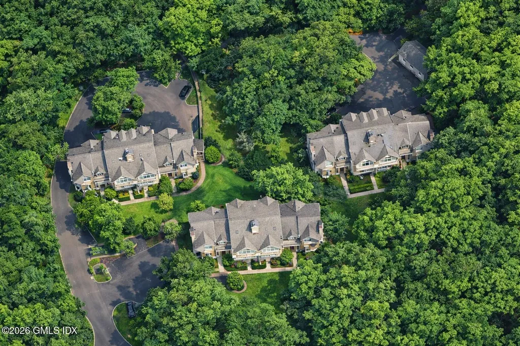 104 W Ritch Avenue Greenwich CT 06830