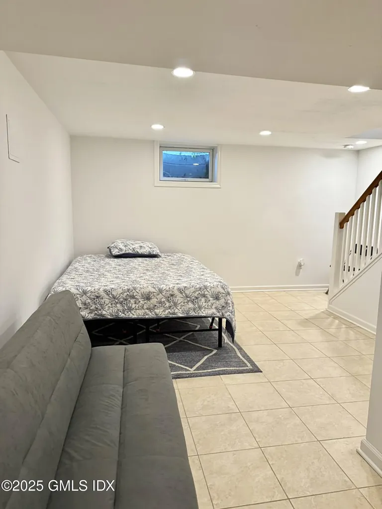 465 Sylvan Knoll Road Stamford CT 06904