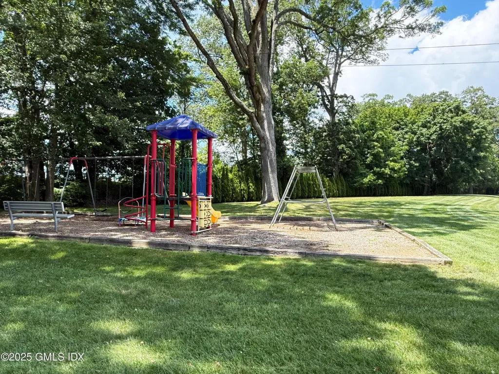 465 Sylvan Knoll Road Stamford CT 06904