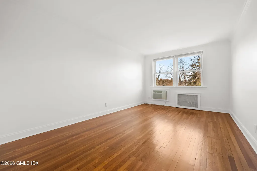 4 Putnam Hill Greenwich CT 06830