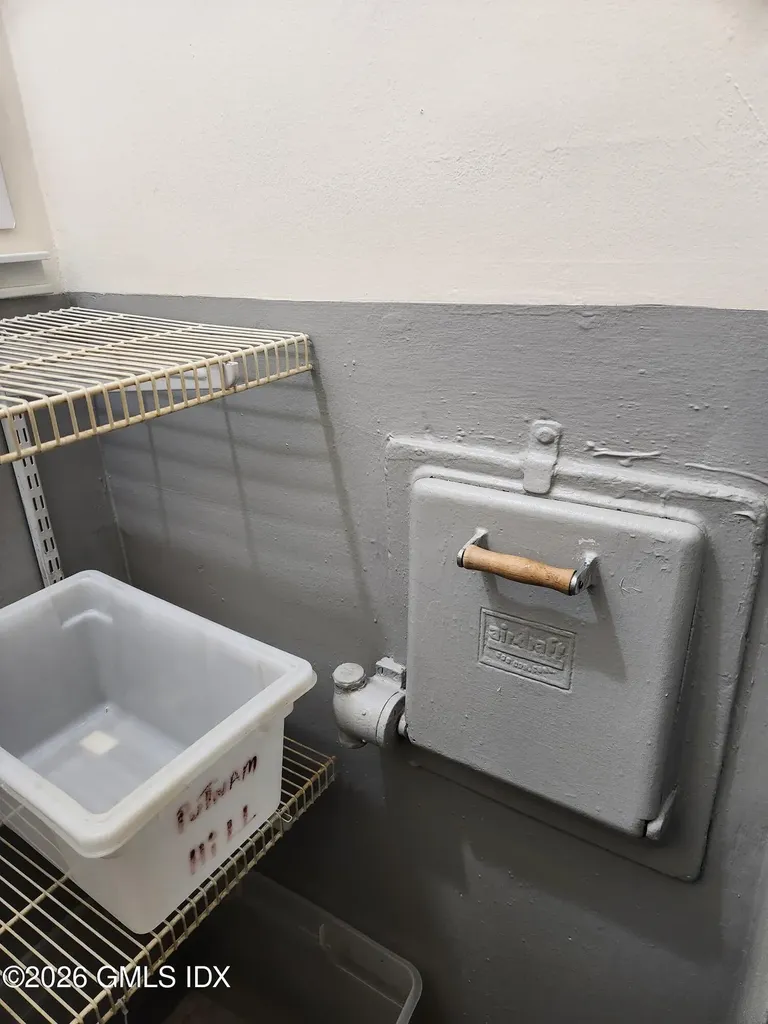 4 Putnam Hill Greenwich CT 06830