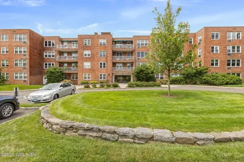 4 Putnam Hill Greenwich CT 06830