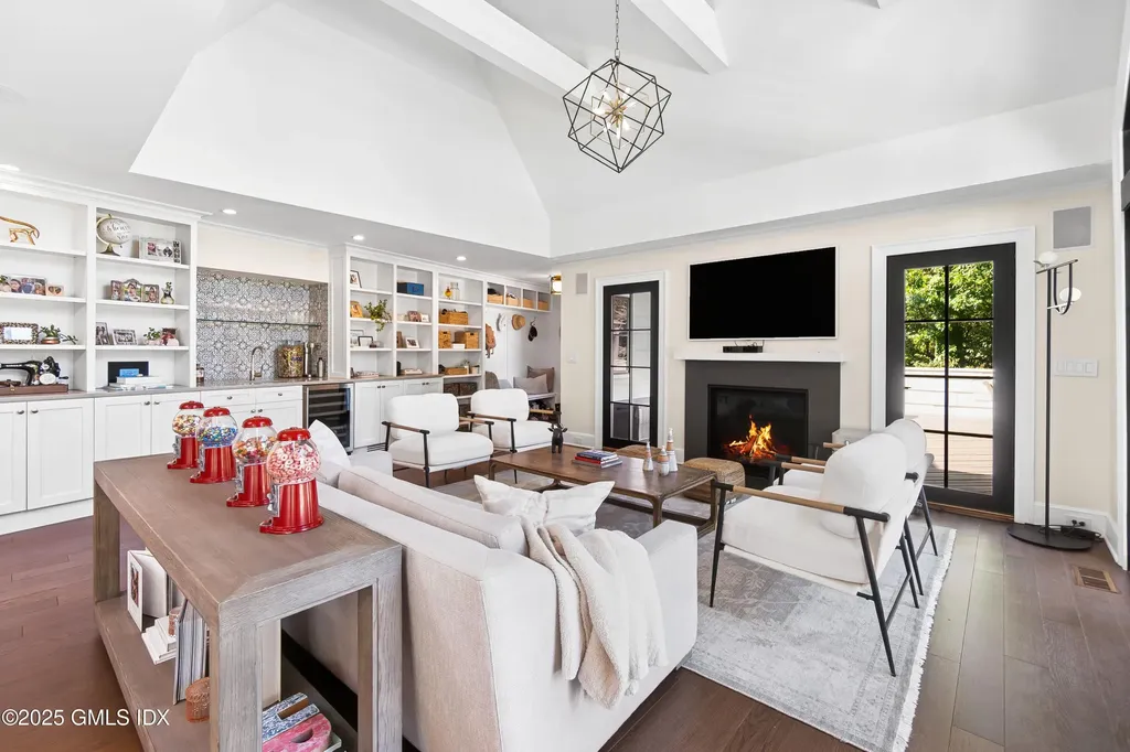 87 Orchard Drive Greenwich CT 06830