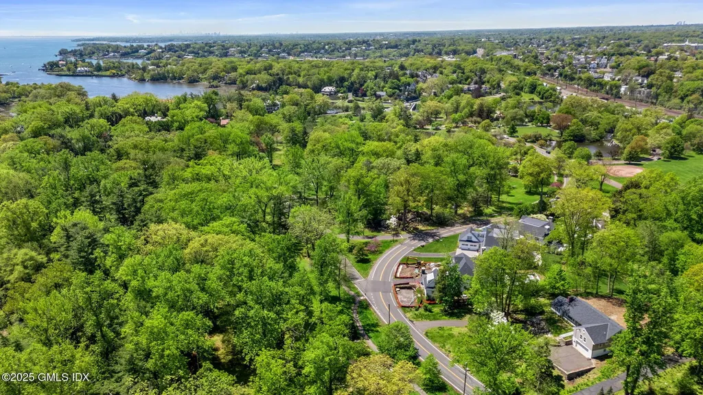 40 Bruce Park Drive Greenwich CT 06830