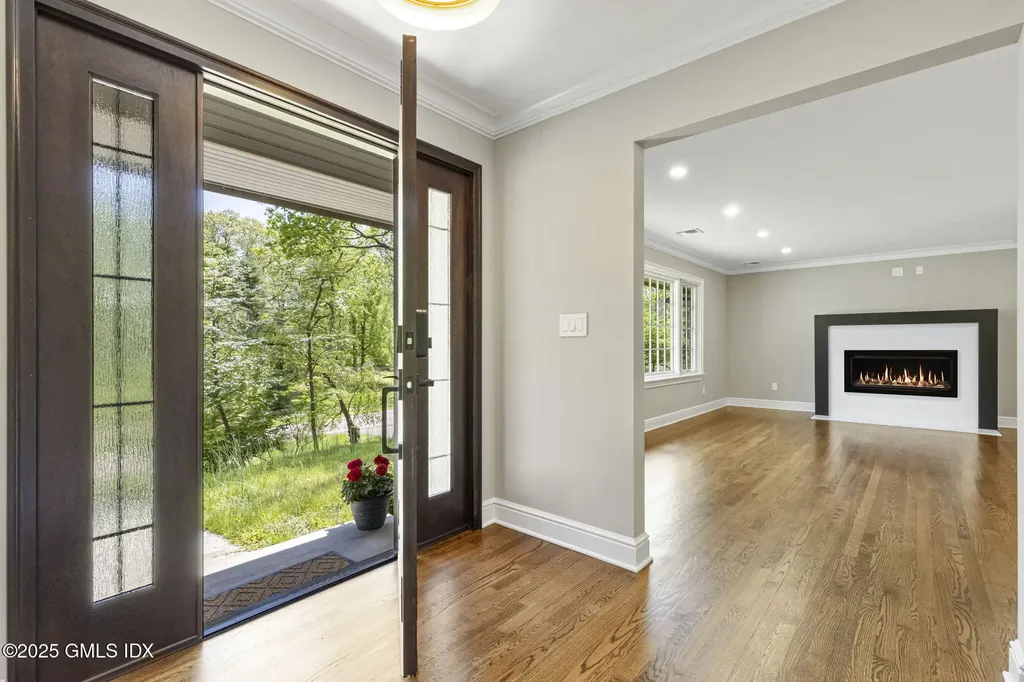 40 Bruce Park Drive Greenwich CT 06830