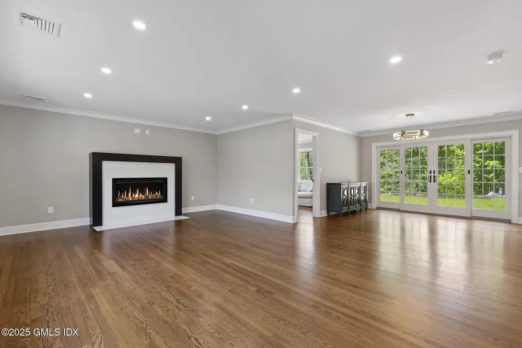 40 Bruce Park Drive Greenwich CT 06830