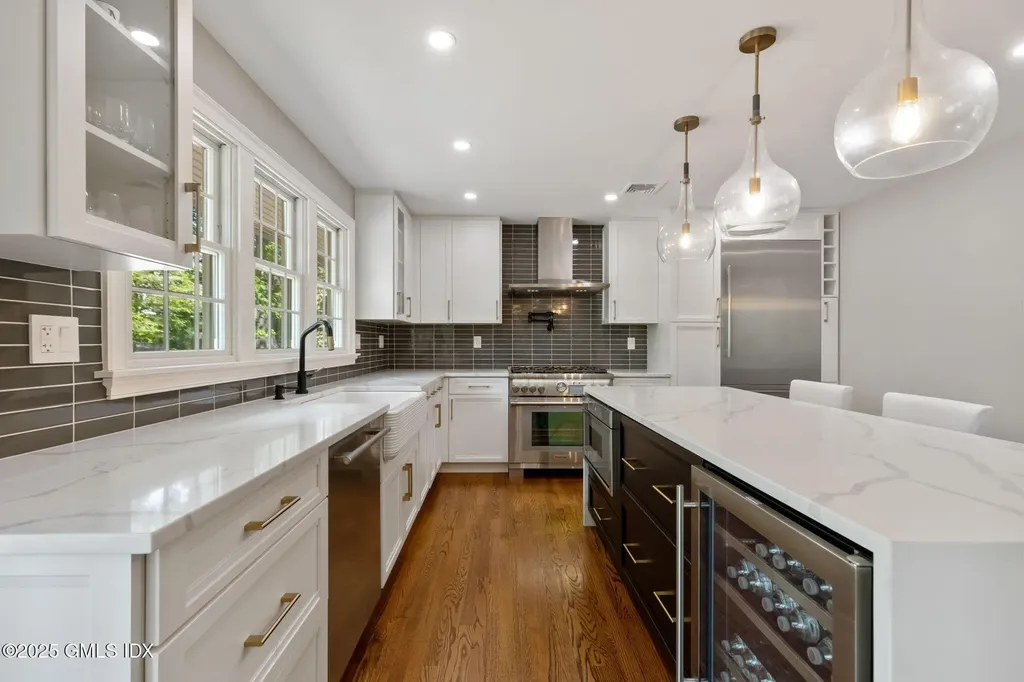 40 Bruce Park Drive Greenwich CT 06830