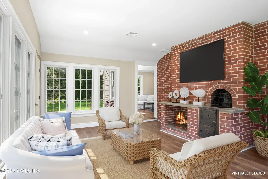 40 Bruce Park Drive Greenwich CT 06830