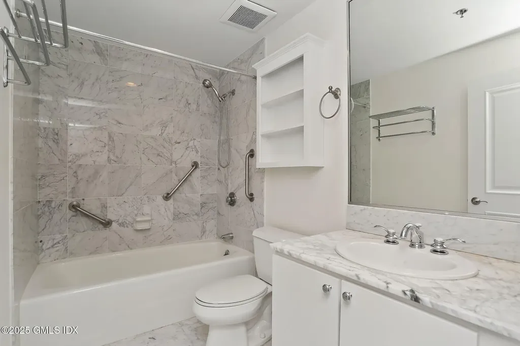 88 Southfield Avenue Stamford CT 06902
