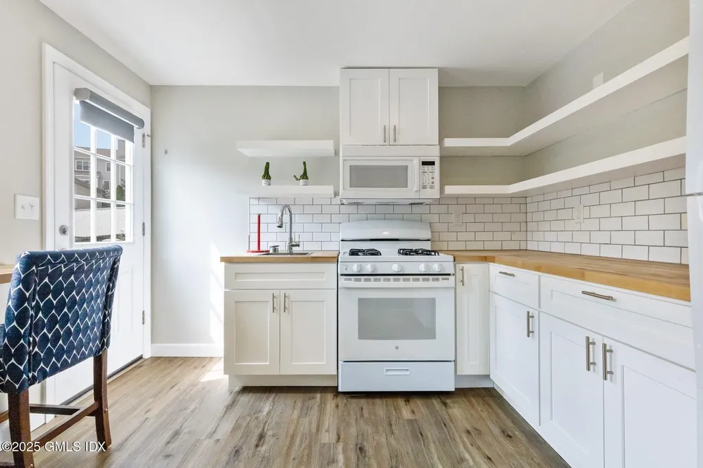 79 Hamilton Avenue Greenwich CT 06830