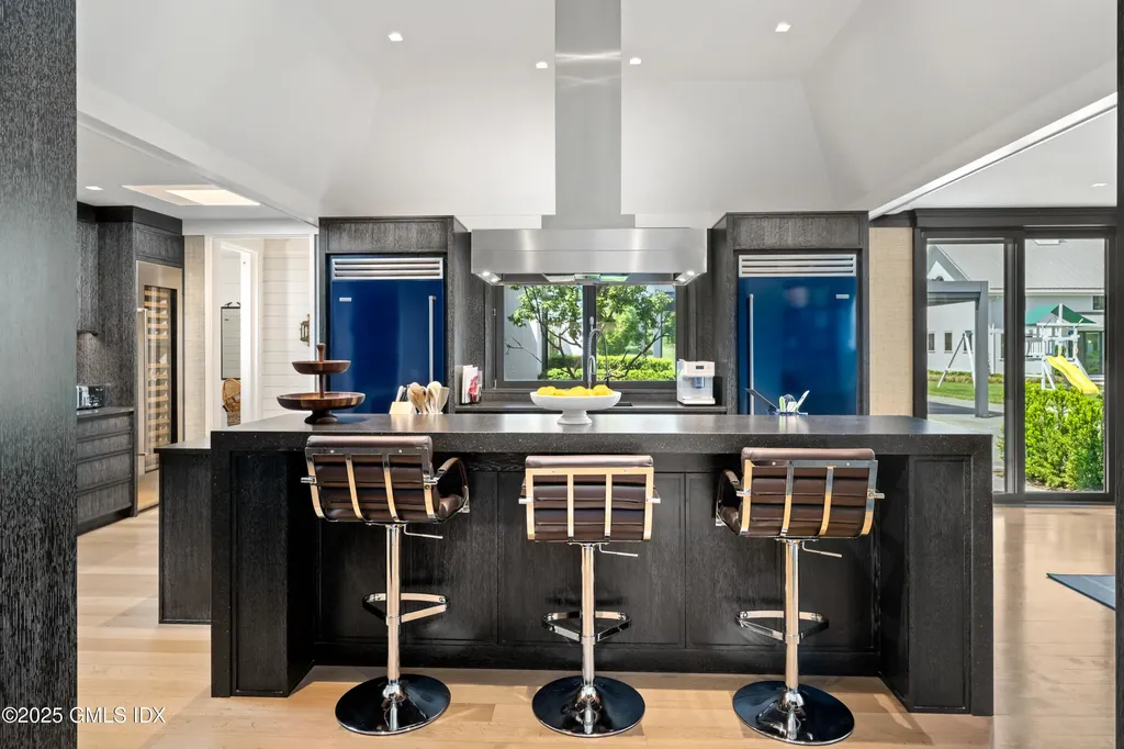 4800 Congress Street Fairfield CT 06824