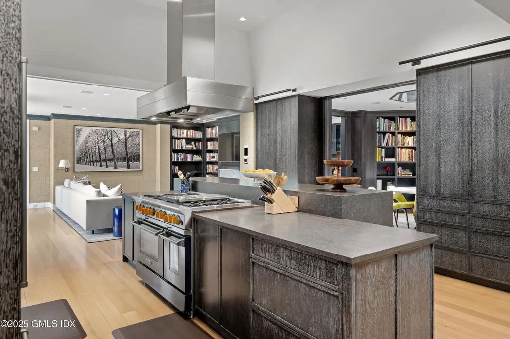 4800 Congress Street Fairfield CT 06824