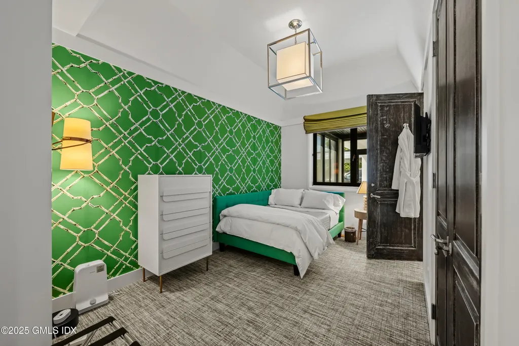 4800 Congress Street Fairfield CT 06824