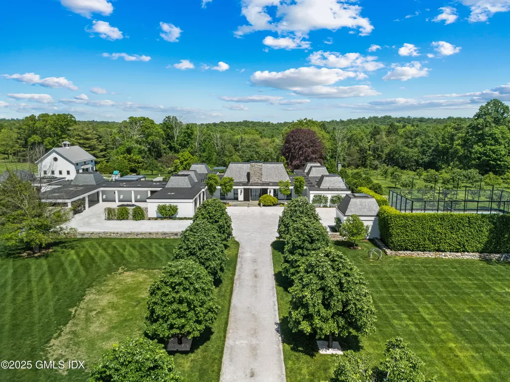 4800 Congress Street Fairfield CT 06824