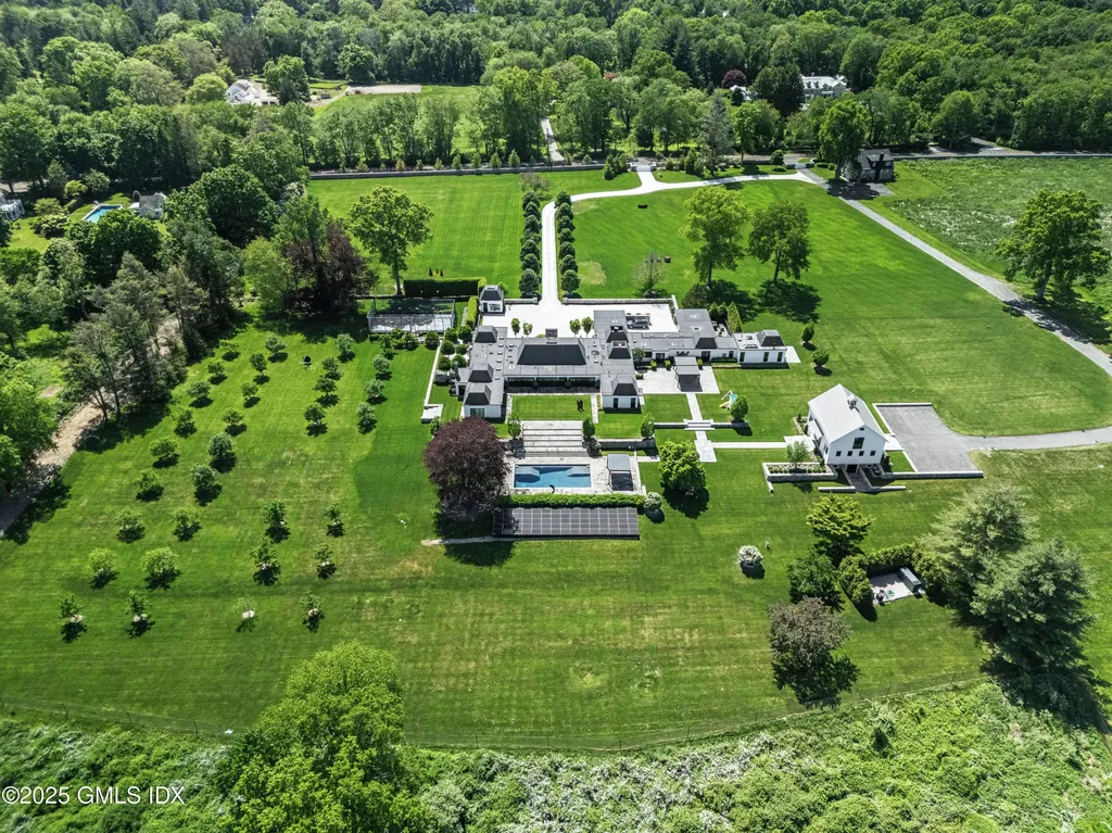 4800 Congress Street Fairfield CT 06824