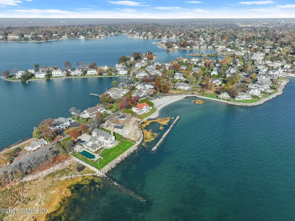 209 Shore Road Old Greenwich CT 06870