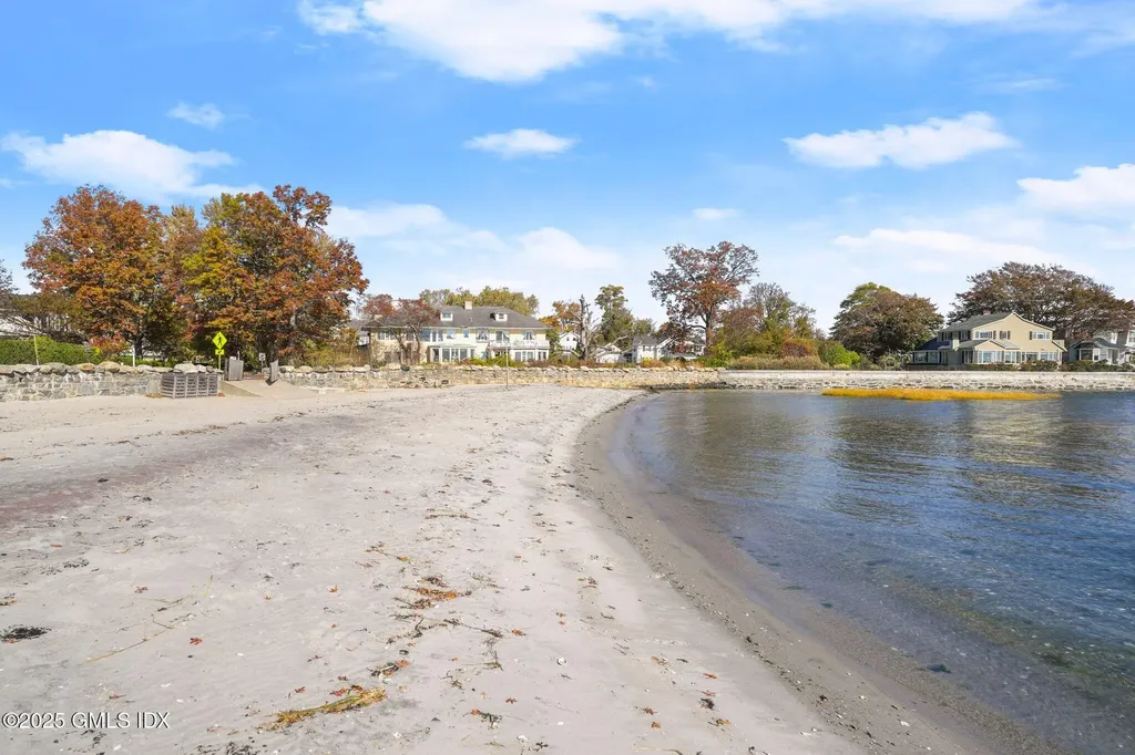 209 Shore Road Old Greenwich CT 06870