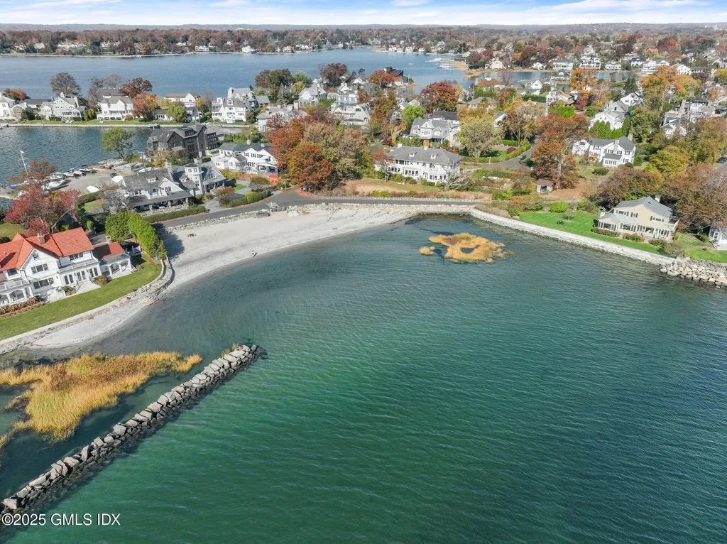 209 Shore Road Old Greenwich CT 06870