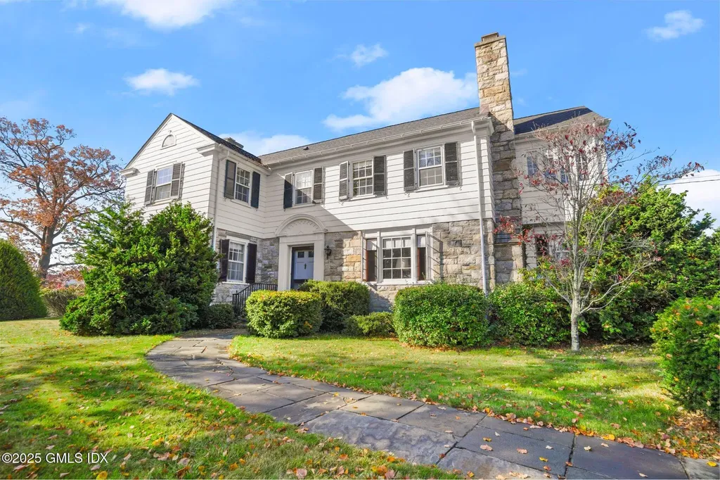 209 Shore Road Old Greenwich CT 06870