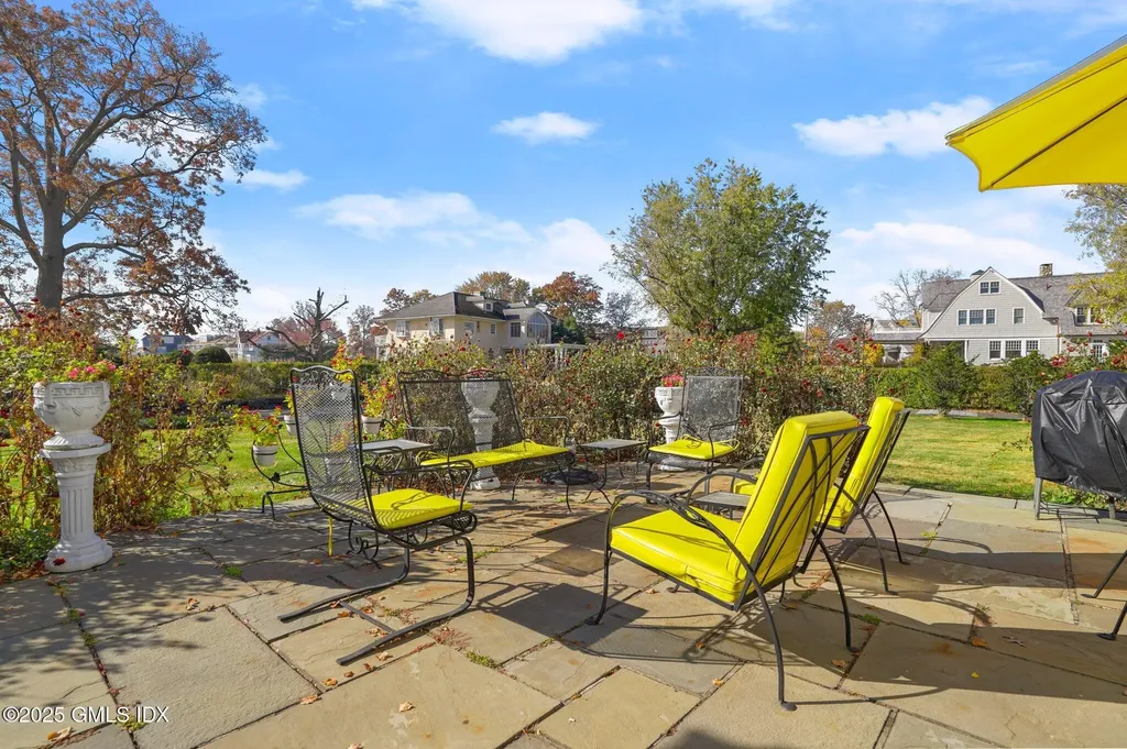 209 Shore Road Old Greenwich CT 06870