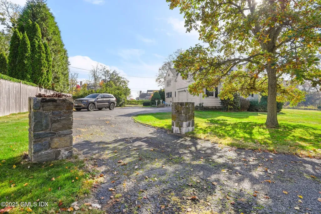 209 Shore Road Old Greenwich CT 06870